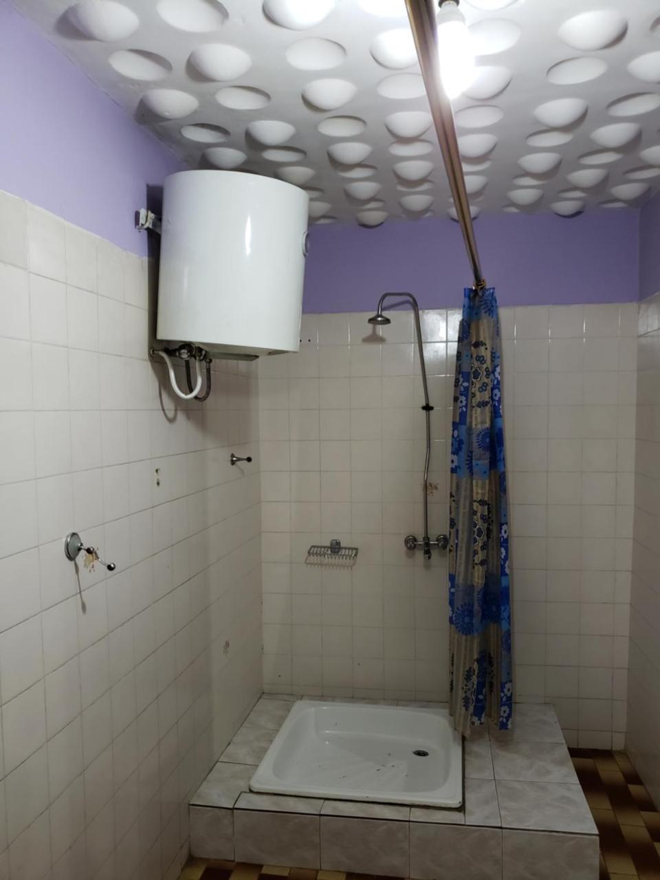 Global Summer Hotel Accra Bagian luar foto